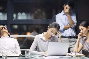 你的简历不会还在这样写自我评价吧?